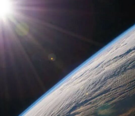 Έτσι άλλαξε η τροχιά του πλανήτη μας – Τι την προκάλεσε (φωτογραφία)