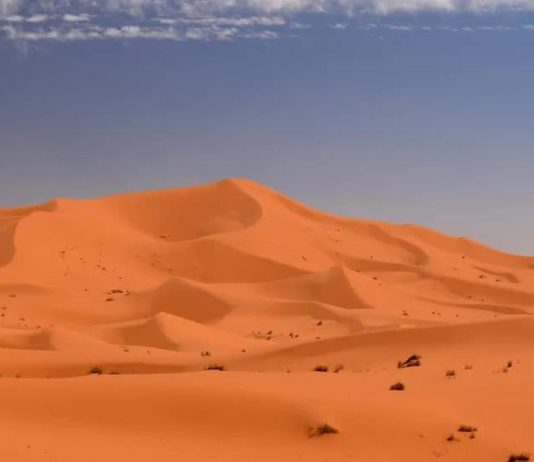 Αποκάλυψαν τα μυστήρια του γιγάντιου κινούμενου αστρικού αμμόλοφου στο Μαρόκο