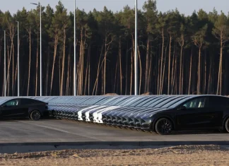 απούλητα Tesla