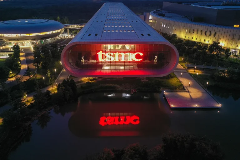 TSMC Huawei Trump μικροτσίπ 1nm