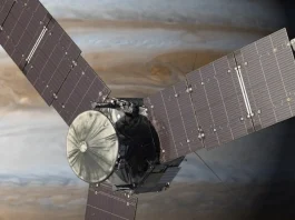 Διαστημικό σκάφος της NASA πιάνει εκρήξεις ηφαιστείων που εκτοξεύουν υλικά στο διάστημα Juno