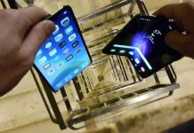 Samsung foldable Apple iPhone