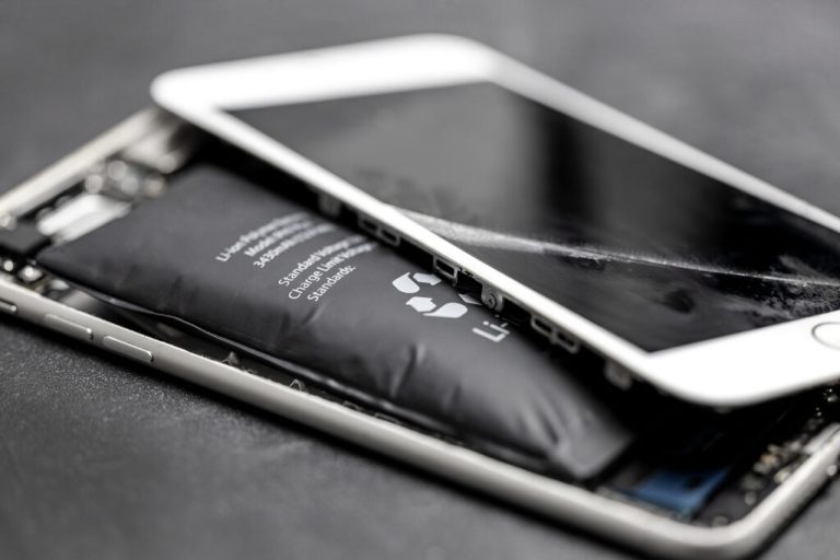 φορτίζεις smartphone