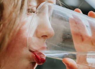 μικροπλαστικών νερό