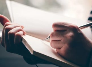 δεξιόχειρες αριστερόχειρες