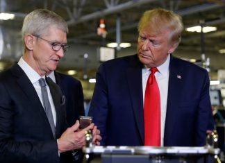 Trump Cook apple