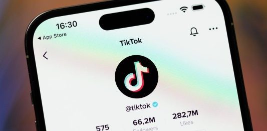 TikTok μήνυση αυτοκτονία