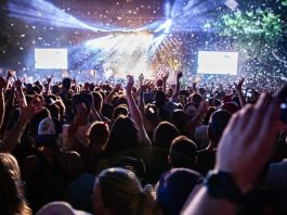 Επιδημία απώλειας ακοής στους νέους στο μέλλον – Τι δείχνει έρευνα ακοή απώλεια μουσική