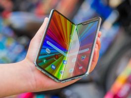 foldable smartphones κατασκευαστές