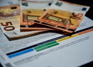 πάροχο ηλεκτρικού ρεύματος ρήτρες