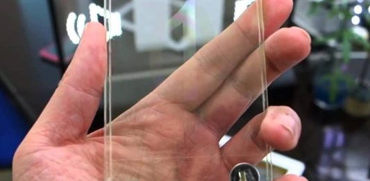 Βρέθηκε τρόπος να γίνει το μέταλλο διαφανές σαν γυαλί!!! Οθόνες, κινητά κ.α. από μέταλλο!