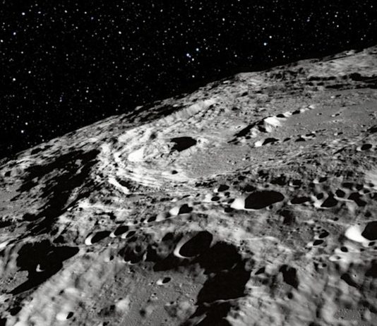 Δύο τεράστια “Grand Canyons” δημιουργήθηκαν μέσα σε δέκα λεπτά στη Σελήνη φαράγγια σελήνη πρόσκρουση