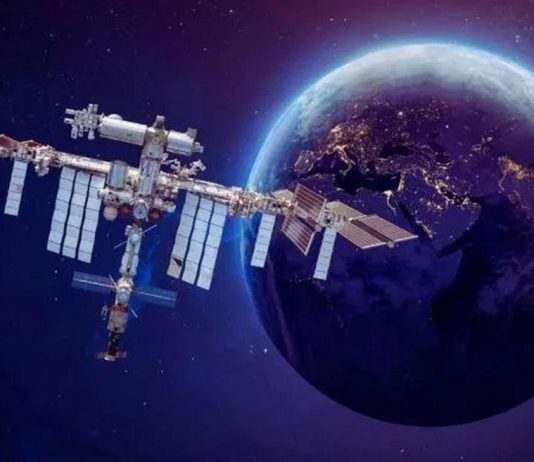 διαστημικά σκουπίδια πτήσεις μικρόβια υγεία