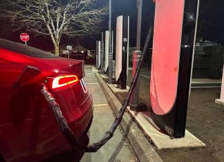 Tesla superchargers καταστροφές