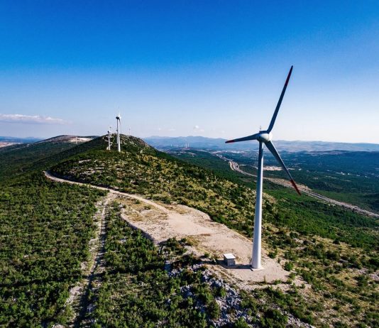 Έρευνα: Πεταμένα λεφτά οι ανεμογεννήτριες στην Ελλάδα – Αυτός είναι ο λόγος ανεμογεννήτριες Ελλάδα