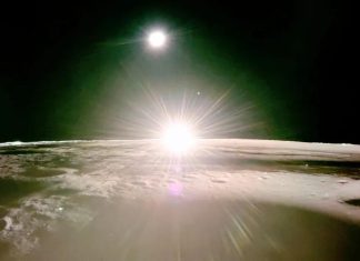 blue ghost σελήνη