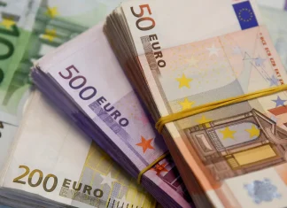 τράπεζα της εκκλησίας