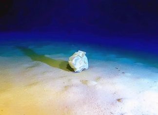 σκουπίδια βάθος μεσόγειος