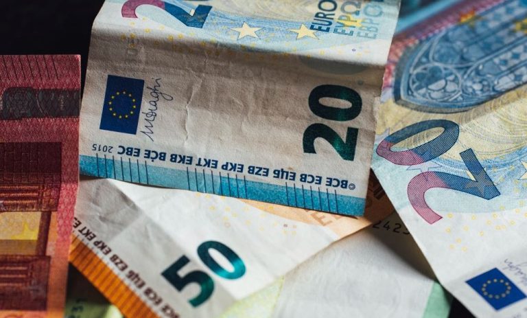 Αλλαγές στα χαρτονομίσματα των καθημερινών συναλλαγών