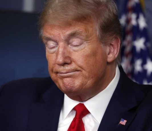 Ο Trump μίλησε για το 6G και έδειξε πως δεν έχει ιδέα τι είναι δασμούς smartphones δασμοί Trump 6G