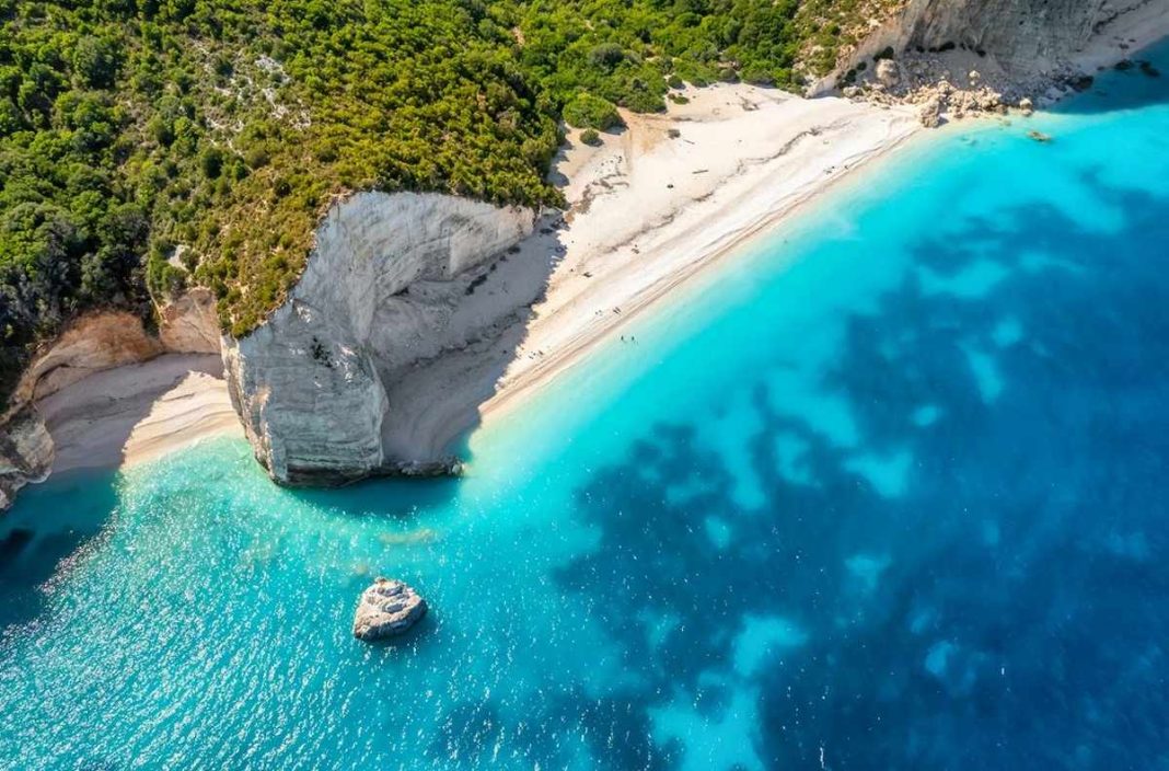 Αυτές είναι οι πιο επικίνδυνες παραλίες στην Ελλάδα