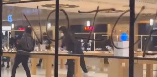 Apple Store Los Angeles