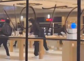 Apple Store Los Angeles
