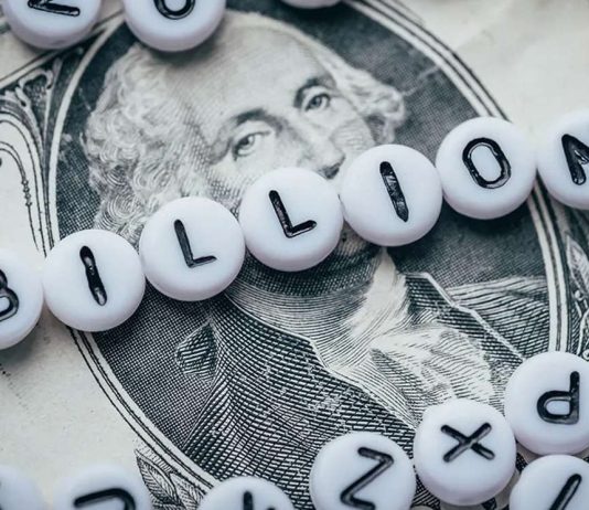 Και όμως το ένα δισεκατομμύριο σαν αριθμός δεν ήταν το ίδιο σε όλο τον κόσμο δισεκατομμύριο