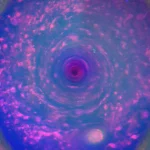 saturn-pole-l