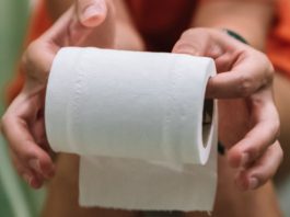 τουαλέτα θάνατο