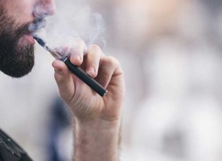 στόμα ηλεκτρονικό τσιγάρο