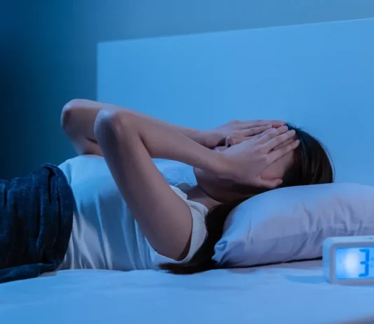 Αυτός είναι ο λόγος που όλοι ξυπνάμε πάντα την ίδια ώρα το βράδυ! ύπνος έρευνα ασθένειες