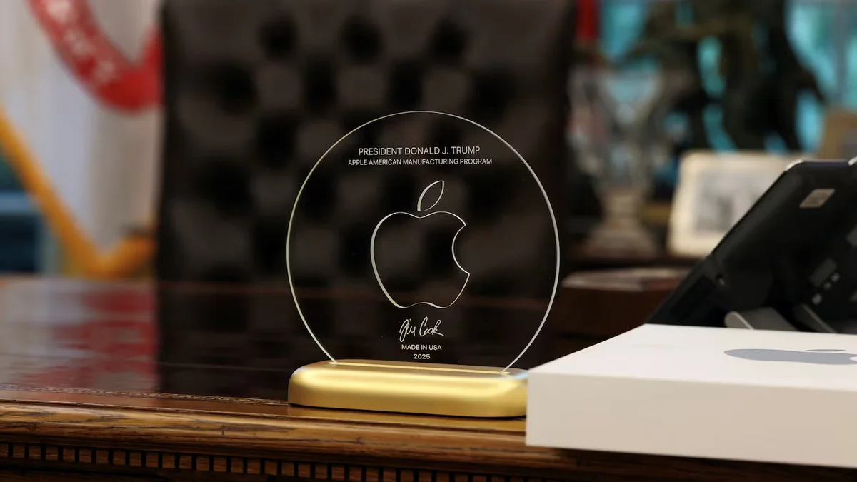 Apple Trump