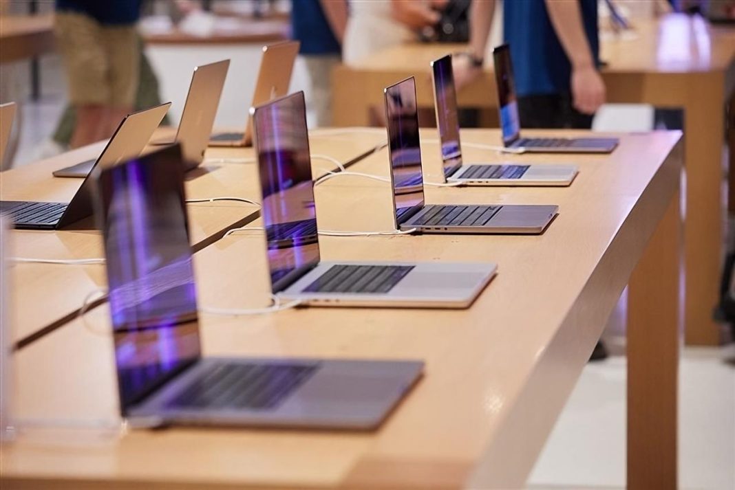 φθηνό MacBook