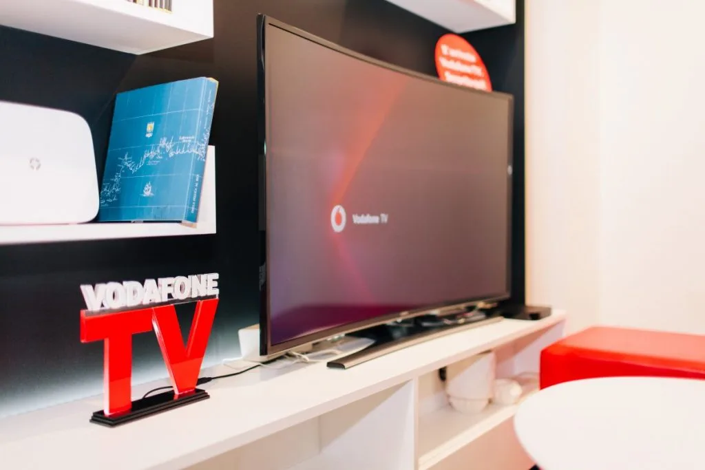 vodafone tv 3 μήνες δωρεάν