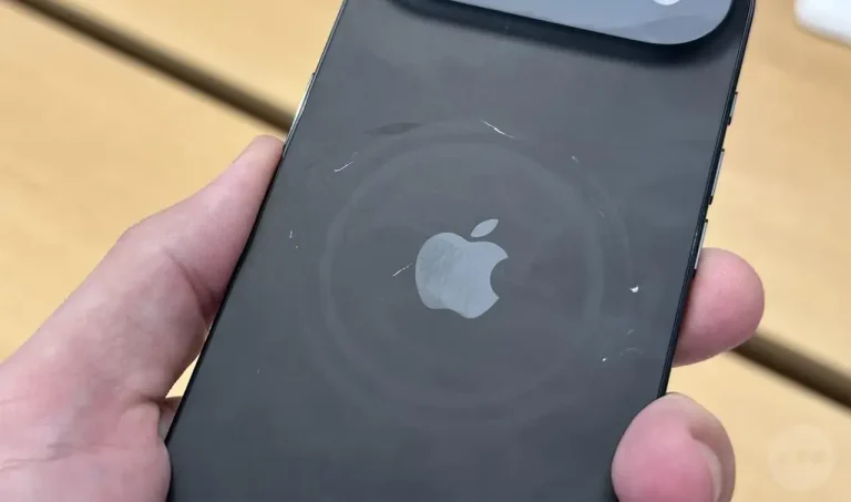 iPhone 17 γρατζουνιές