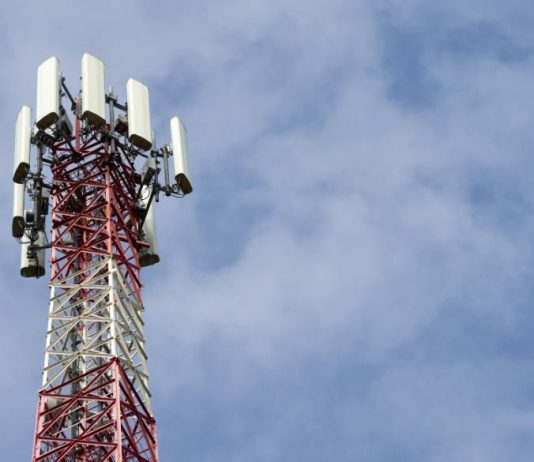 Starlink VS Cosmote 5G Wi-Fi