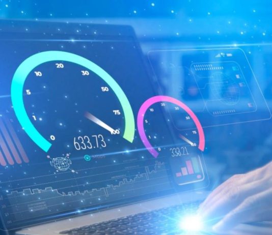 Απεριόριστη ομιλία 300 SMS και internet