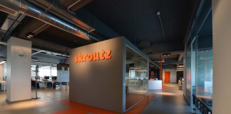 skroutz one stop service