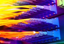 Η Ελληνες γυρίζουν την πλάτη στις οπτικές ίνες, παρά τις επενδύσεις οπτικές ίνες