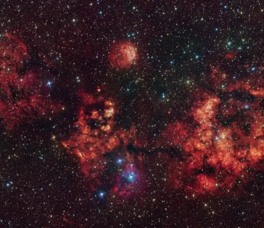 Το Σύμπαν μόλις μας έστειλε ένα σήμα του Batman!