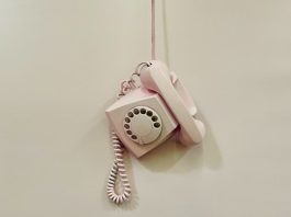 σταθερό χωρίς σταθερό