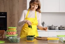 Πως να μειώσετε τα μικροπλαστικά – Τα αντικείμενα που πρέπει να ξεφορτωθείτε μικροπλαστικά