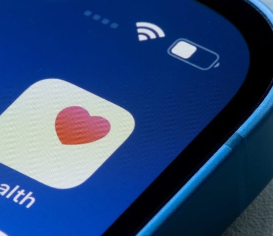 Προ των πυλών η σύνδεση Apple Health με το ChatGPT