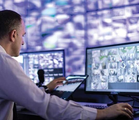 Ελληνας πρώην πράκτορας CIA: Σας τα παρακολουθούμε όλα… CIA