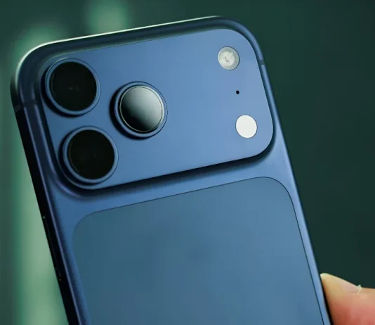 iPhone 20 Pro: Η Apple ετοιμάζει το πρώτο τηλέφωνο «χωρίς bezel»