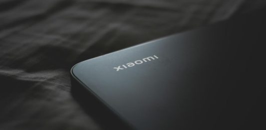 H Xiaomi ετοιμάζει ένα αρκετά λεπτό τηλέφωνο με μπαταρία 10.000mAh xiaomi 10.000mAh