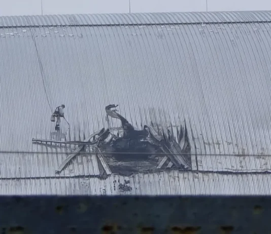 Η προστατευτική ασπίδα του Τσερνόμπιλ έσπασε μετά από χτύπημα drone. Φόβοι για διαρροή ραδιενέργειας