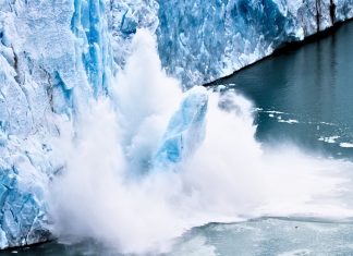 Εκατοντάδες σεισμοί ανιχνεύθηκαν στον παγετώνα Doomsday – Τι σημαίνουν;