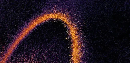 Πρωτοφανής εικόνα δείχνει 2 πρωτοπλανήτες να συγκρούονται μεταξύ τους, σχηματίζοντας ένα γιγάντιο νέφος σκόνης